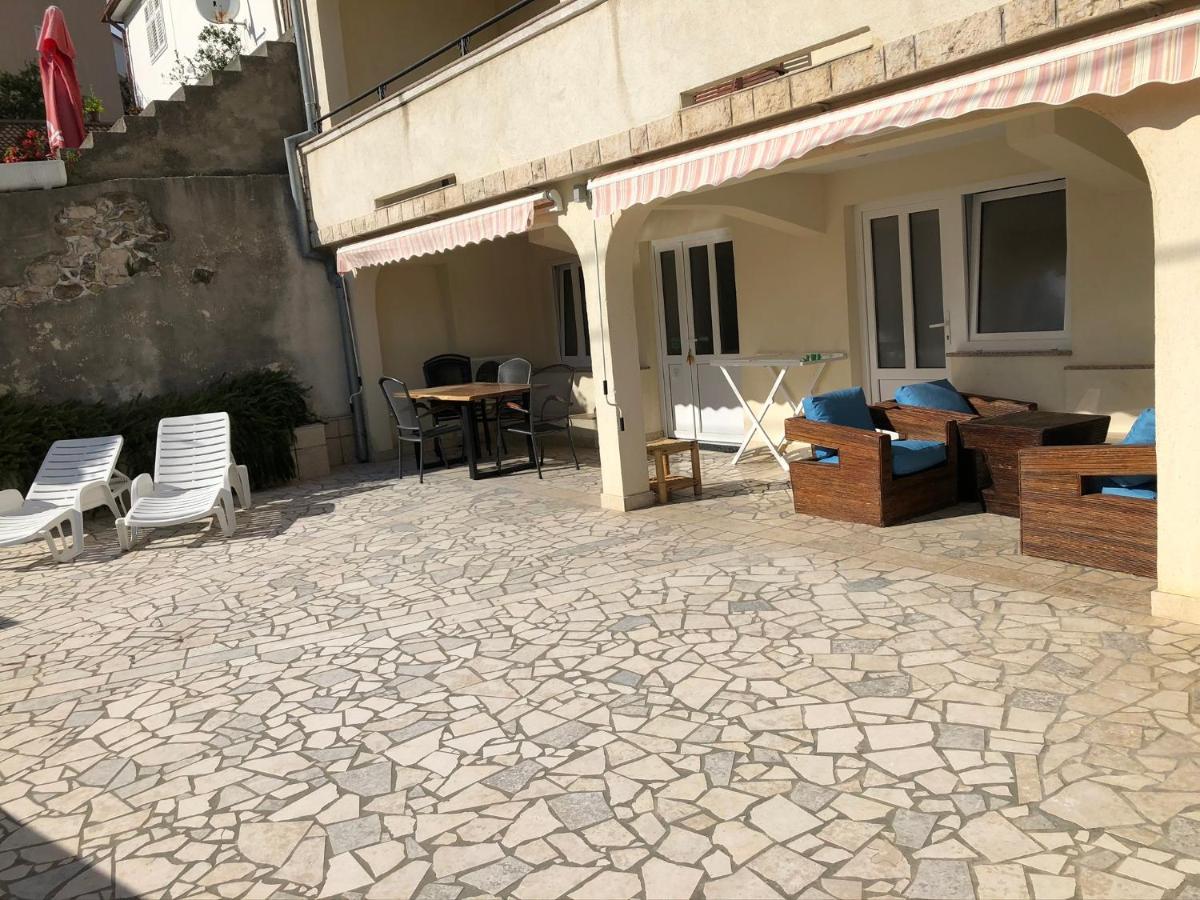Apartments Trlika Kampor ภายนอก รูปภาพ