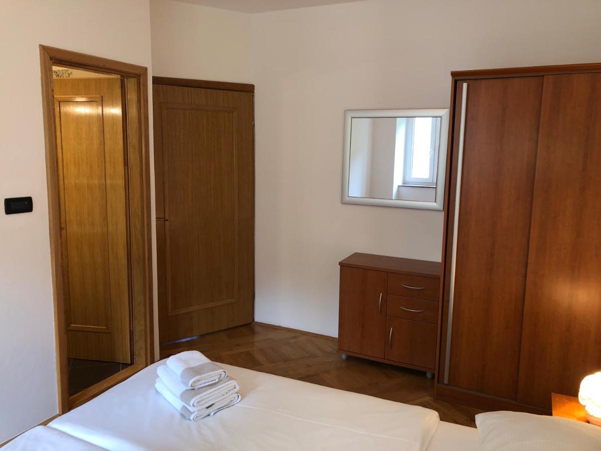 Apartments Trlika Kampor ภายนอก รูปภาพ