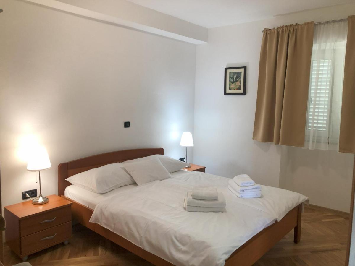 Apartments Trlika Kampor ภายนอก รูปภาพ