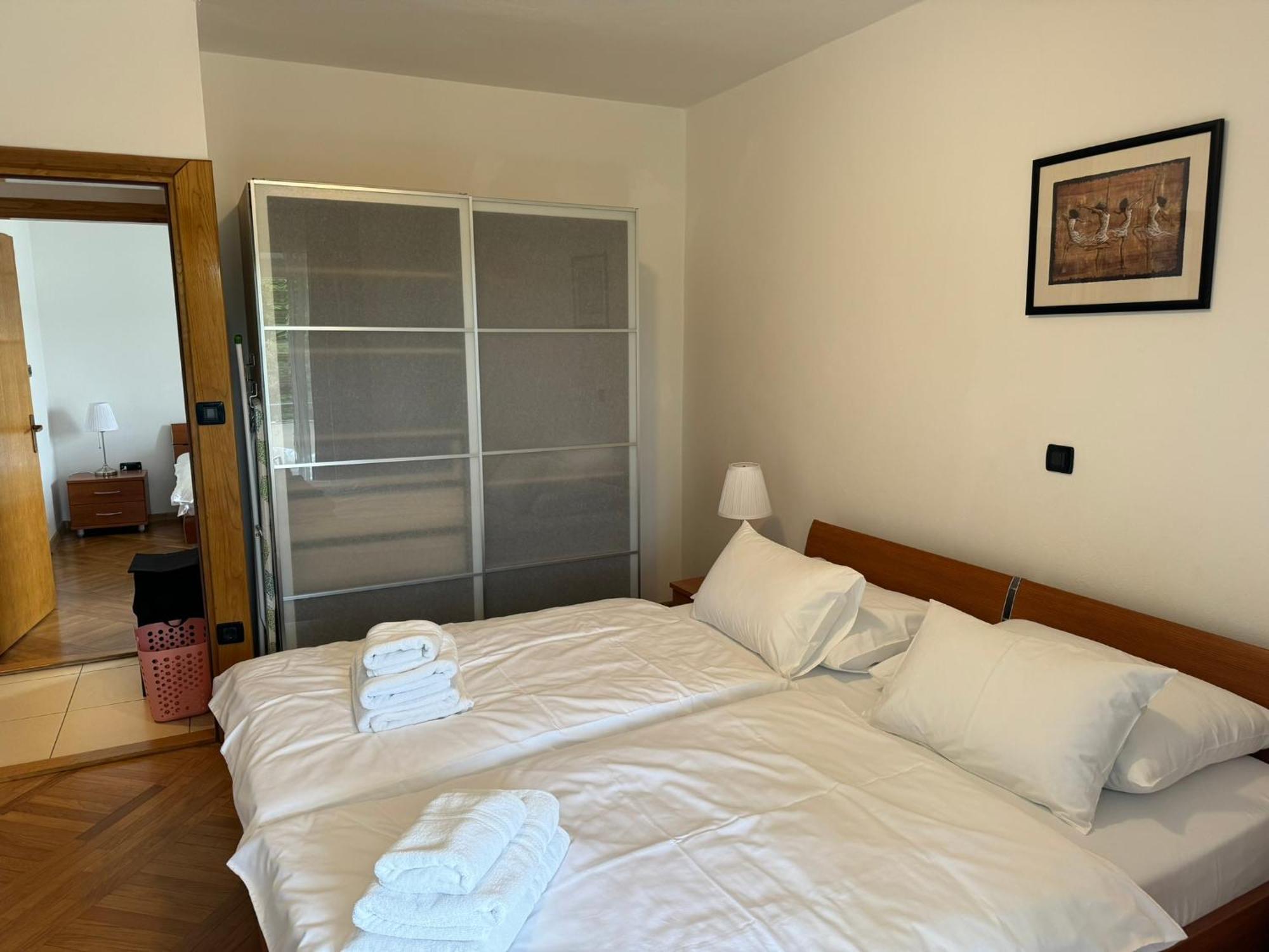 Apartments Trlika Kampor ภายนอก รูปภาพ